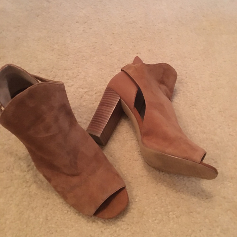 White House Black Market - size 10